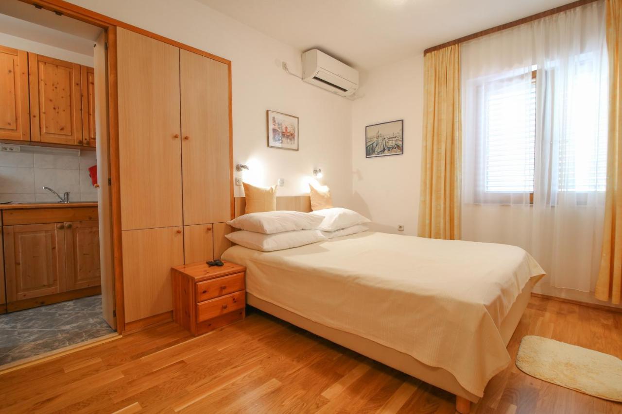 Sunshine Apartment Макарска Екстериор снимка